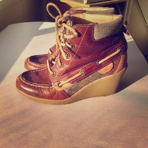 Sperry Top-Sider “Bailey” Boot. Dark Brown. 5.5